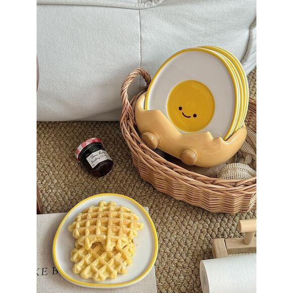 Adorable Ceramic Egg Plate - Breakfast Snack Tray Fun & Functional Design - Picture 4 of 11